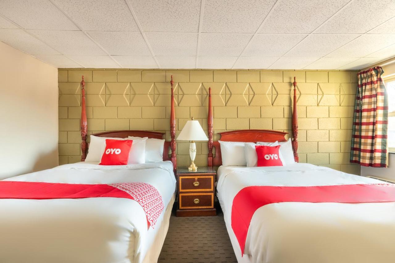 Oyo Hotel Malden Ma Broadway מראה חיצוני תמונה