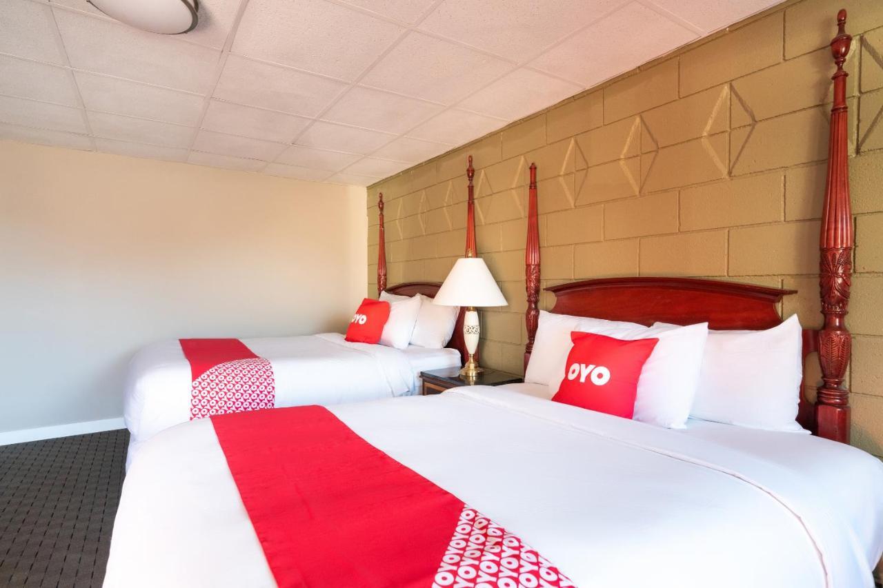 Oyo Hotel Malden Ma Broadway מראה חיצוני תמונה